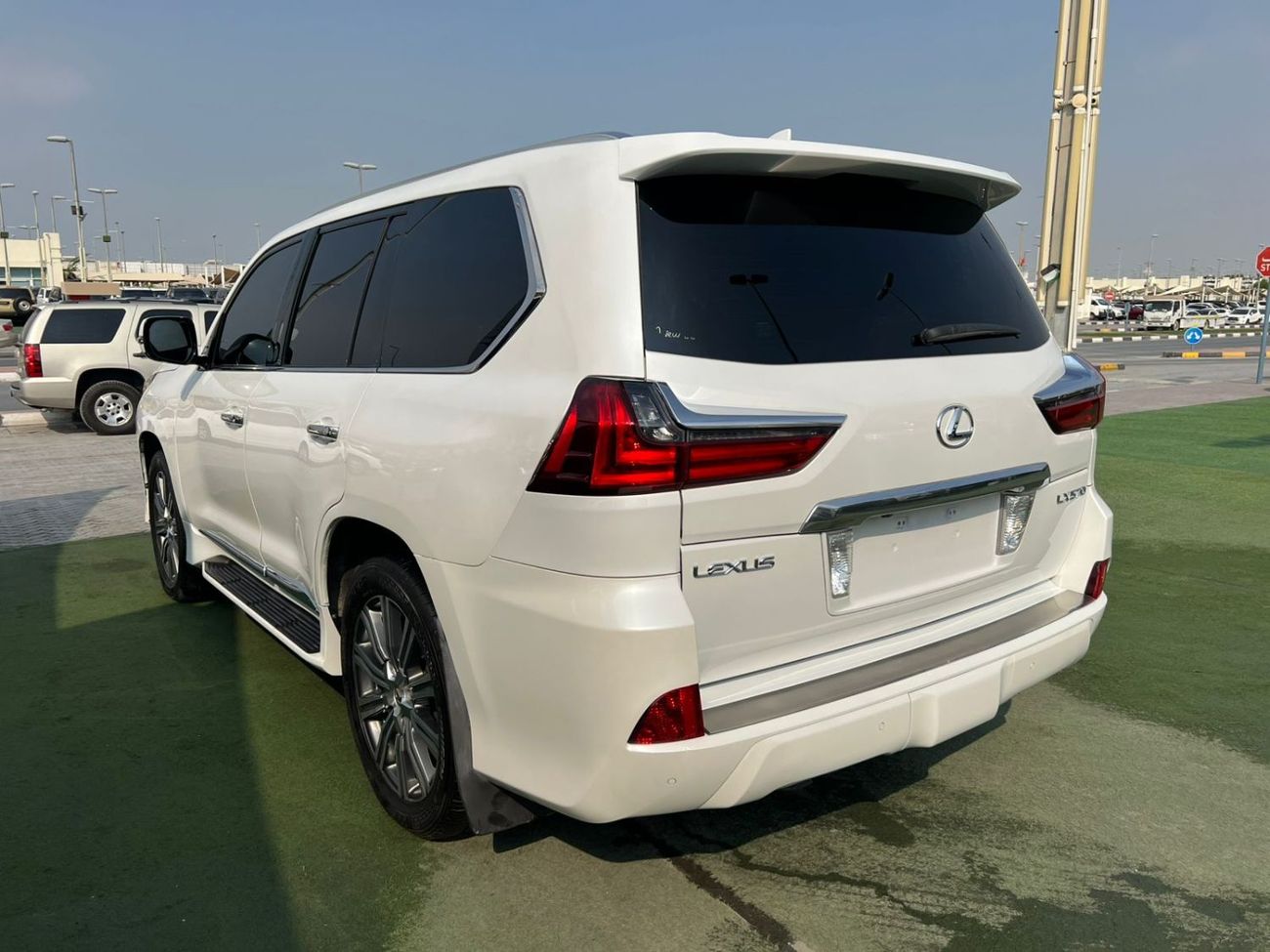 لكزس LX 570 Platinum 5.7L