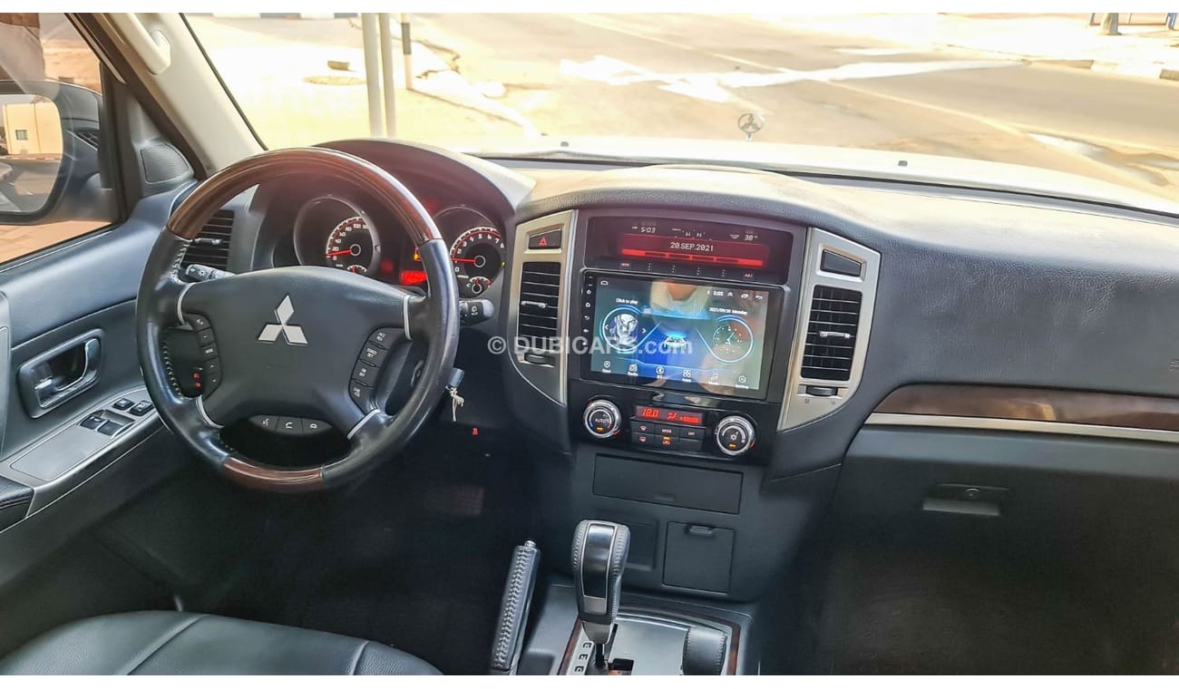 Mitsubishi Pajero SWB 2017 3.8L Agency Warranty Full Service History GCC