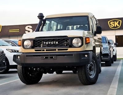 تويوتا لاند كروزر 70 LC78 تويوتا لاندكروزر LC78 هاردتوب 3 أبواب || محرك بنزين 4.0 لتر V6، ناقل حركة أوتوماتيكي، دفع رباعي | أن