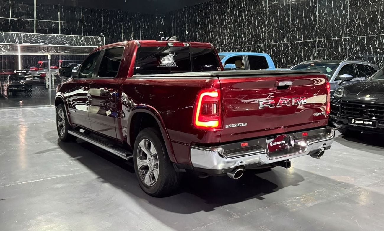 رام 1500 LARAMIE CREW 2020 RAM 1500 Laramie 5.7L HEMI V8 | 4x4 | GCC Ready | Luxury Pickup