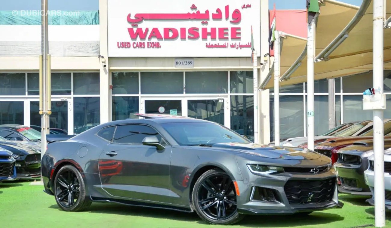 Chevrolet Camaro Camaro RS V6 3.6L 2017/SunRoof/ZL1 Kit/ Leather Interior/Very Good Condition