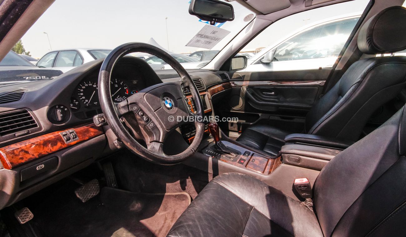 بي أم دبليو 740Li i With 750 i Badge