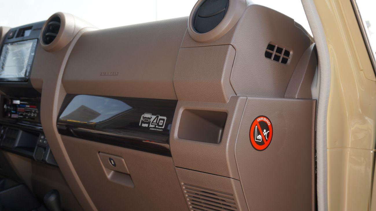 Toyota Land Cruiser Pick Up LX 4.0 L V6