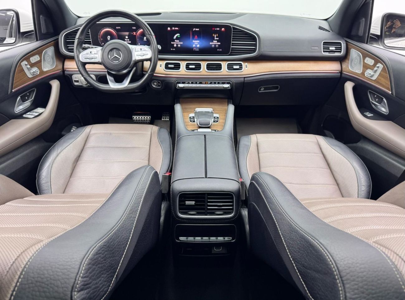 Mercedes-Benz GLS 450 2019 Mercedes-Benz GLS 450 4MATIC, 1 Year Warranty, Full Service History, GCC