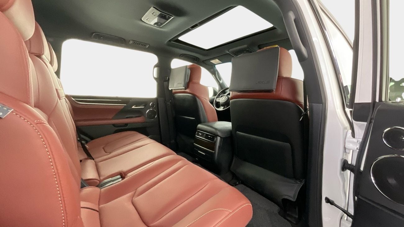 Lexus LX 570 Platinum 5.7L Platinum | Guaranteed Warranty | 0 Down Payment