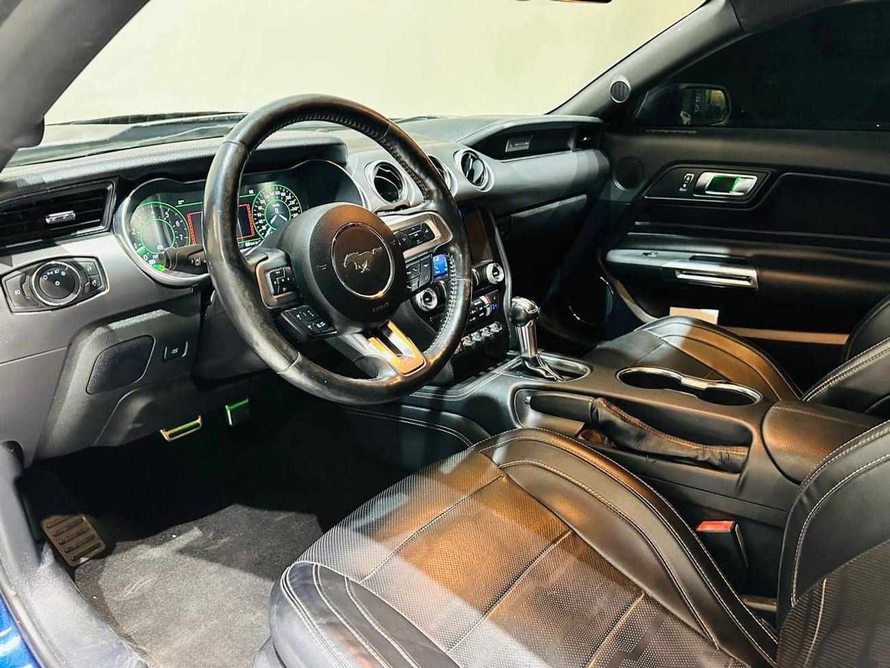 Ford Mustang GT PREMIUM