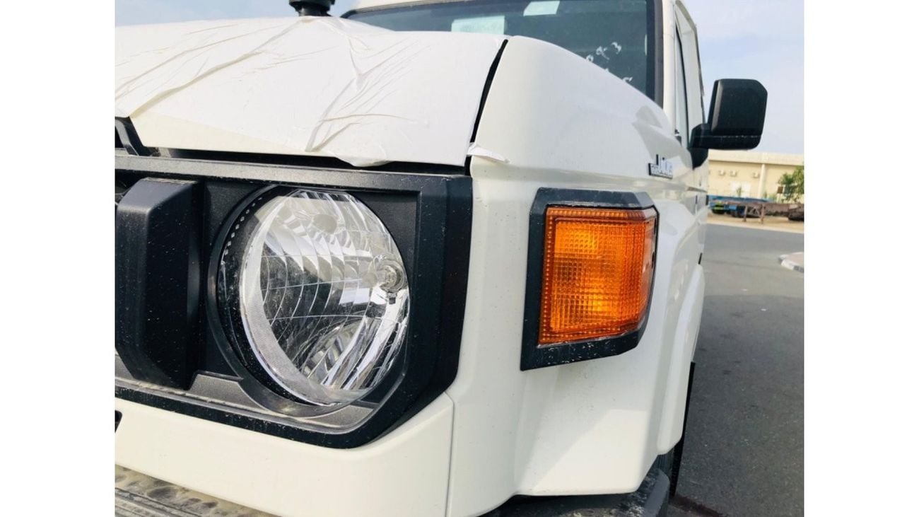 Toyota Land Cruiser 70