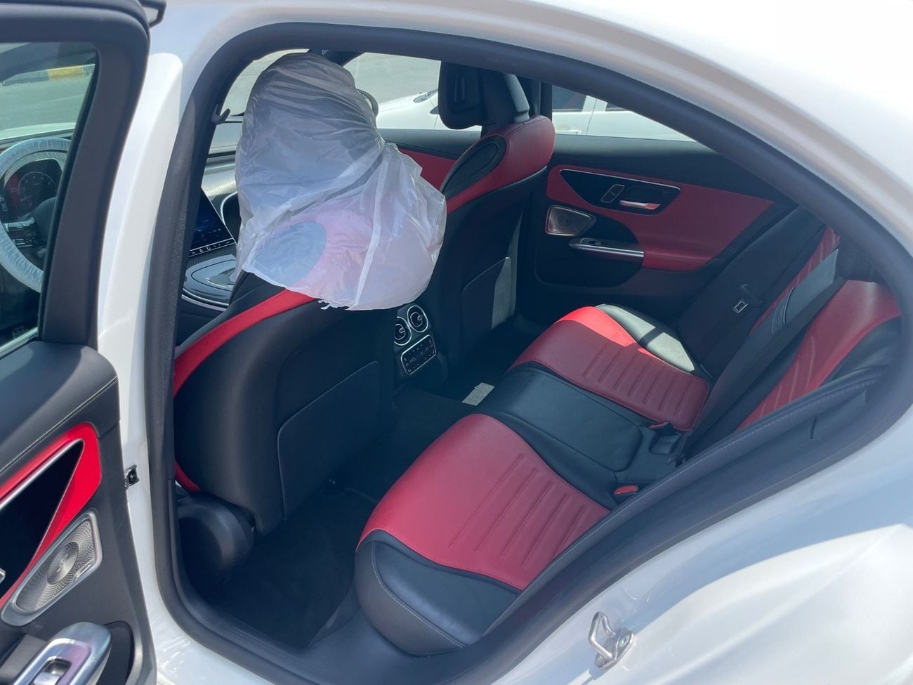مرسيدس بنز C 200 PREMIUM
