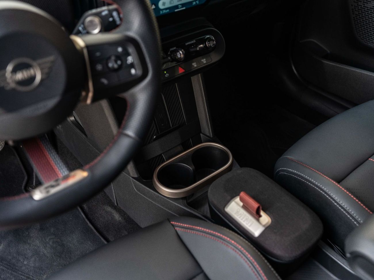 ميني كوبر إس S with John Cooper Works Kit