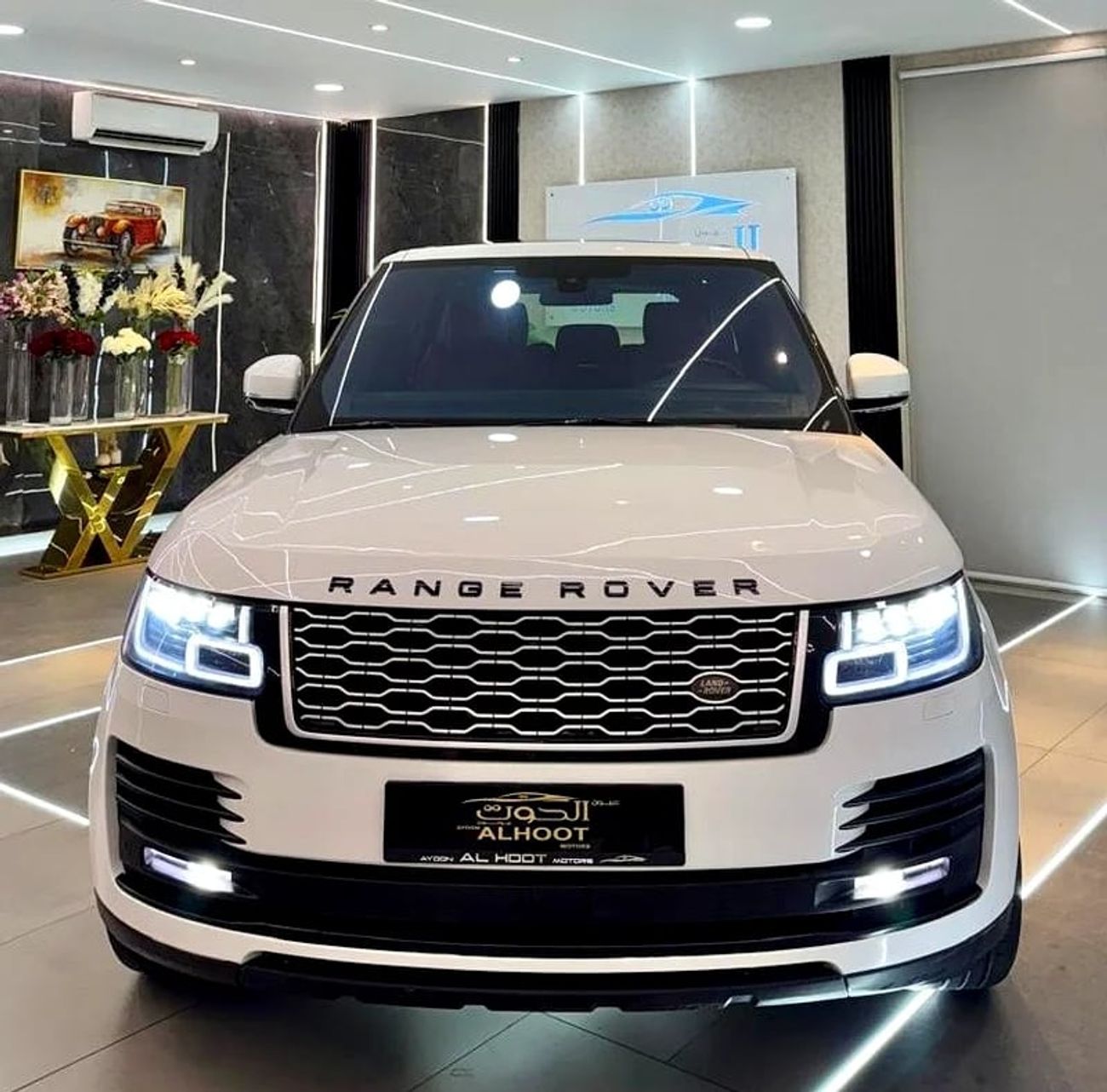 لاند روفر رينج روفر AUTOBIOGRAPHY SUPERCHARGED RR VOGUE V8 || FACELIFT || GCC || TOP RANGE || PANORAMIC ROOF