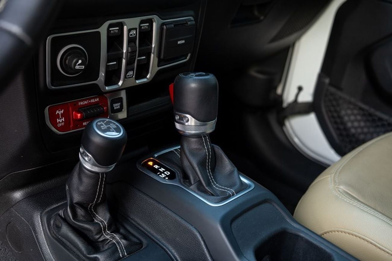 Jeep Wrangler Unlimited Rubicon 3.6L A/T