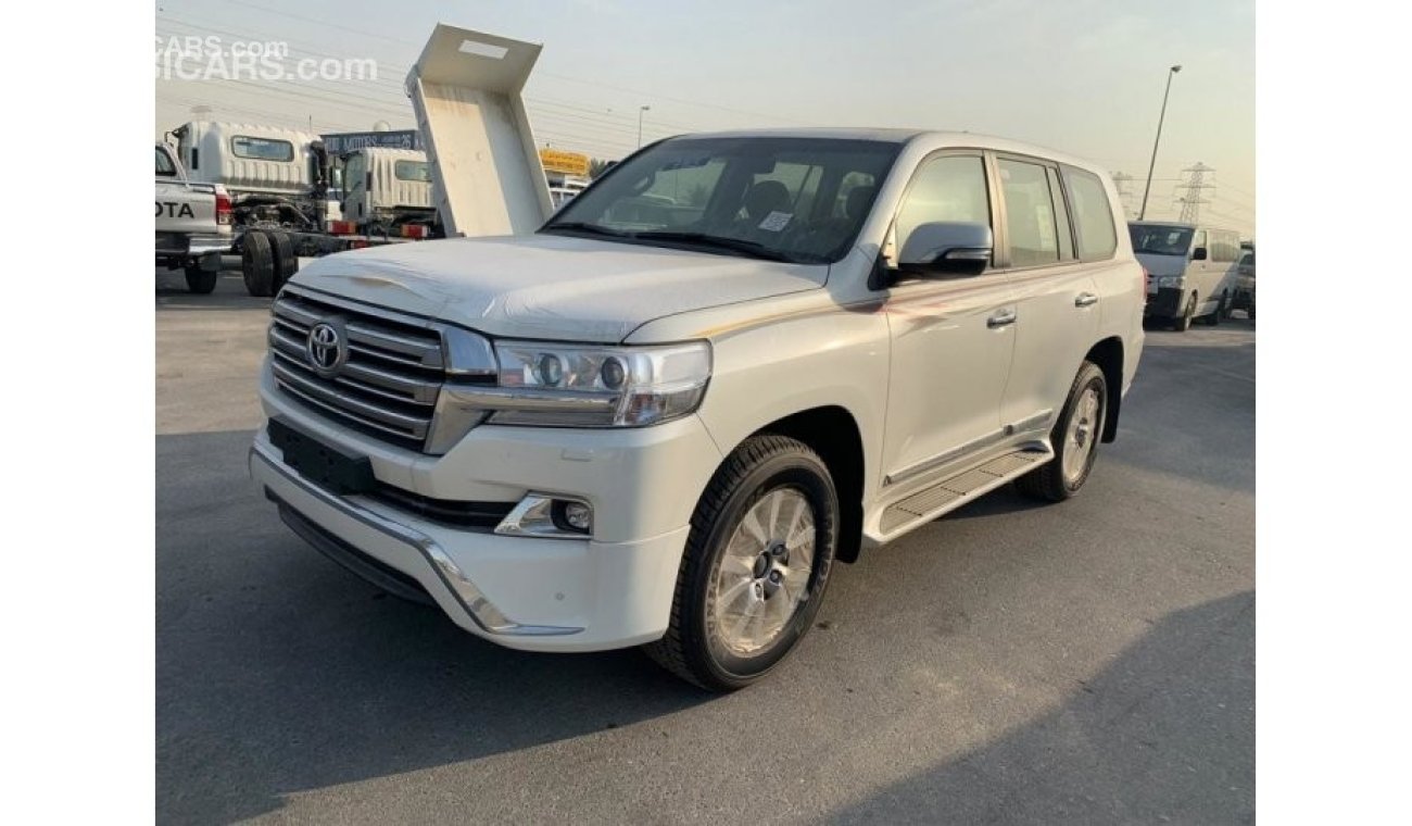 Toyota Land Cruiser GXR petrol V8