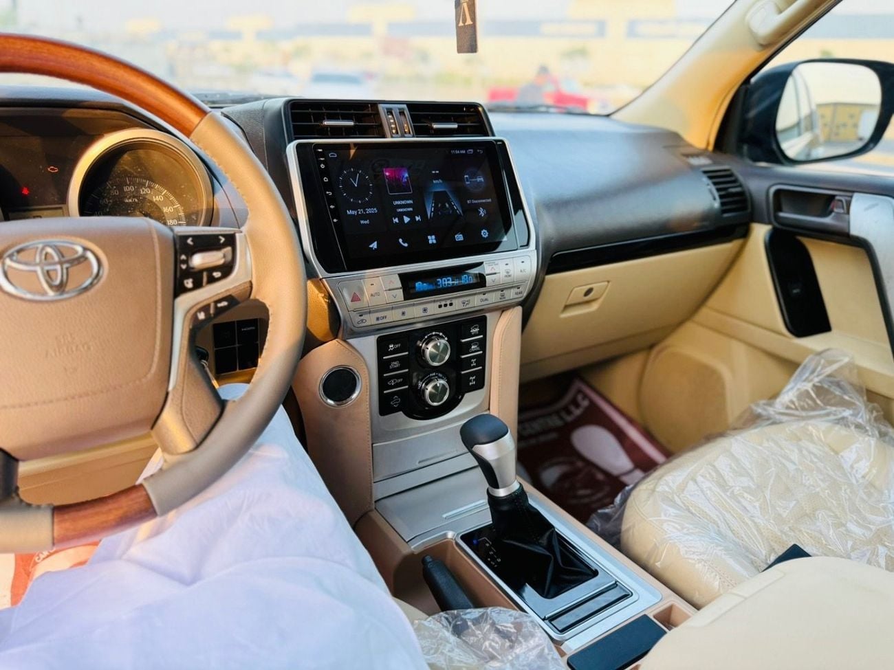 تويوتا برادو TXL 2.7L (271 HP)