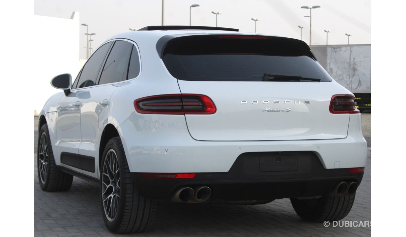 Porsche Macan S PORCHE MACAN S 2015 WHITE FULL OPTION GCC EXCELLENT CONDITION WITHOUT ACCIDENT