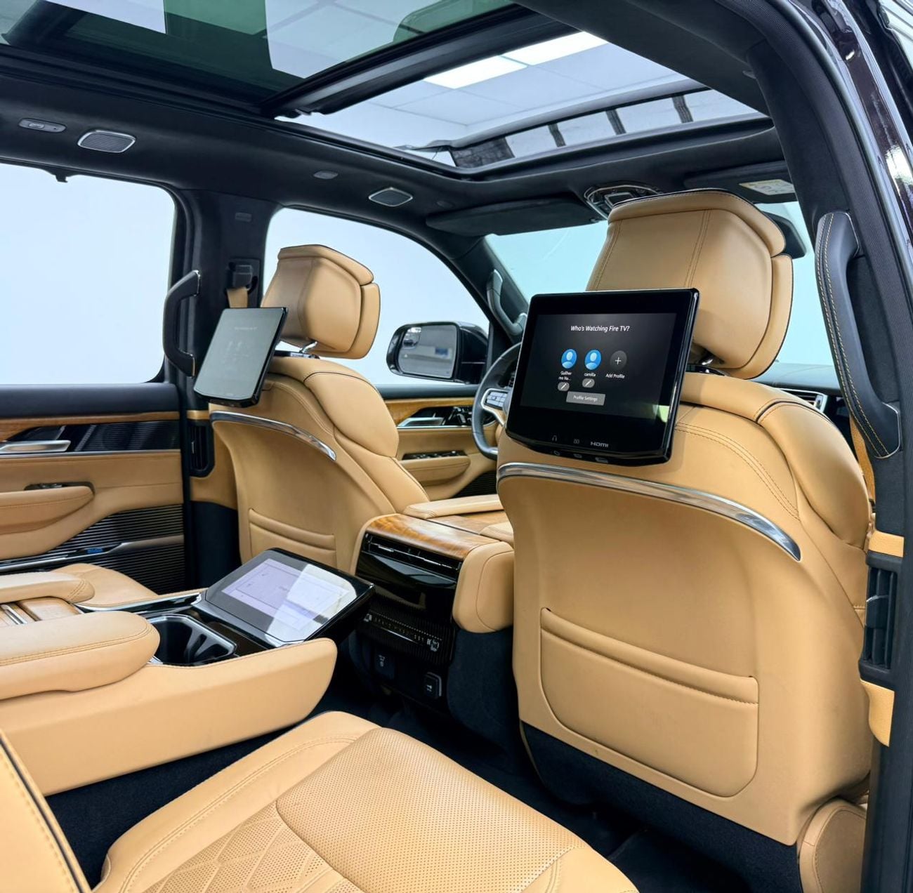 Jeep Grand Wagoneer SERIES III 2023 Jeep Grand Wagoneer Series III, 2028 Jeep Warranty, Full Jeep Service History, 7 Sea