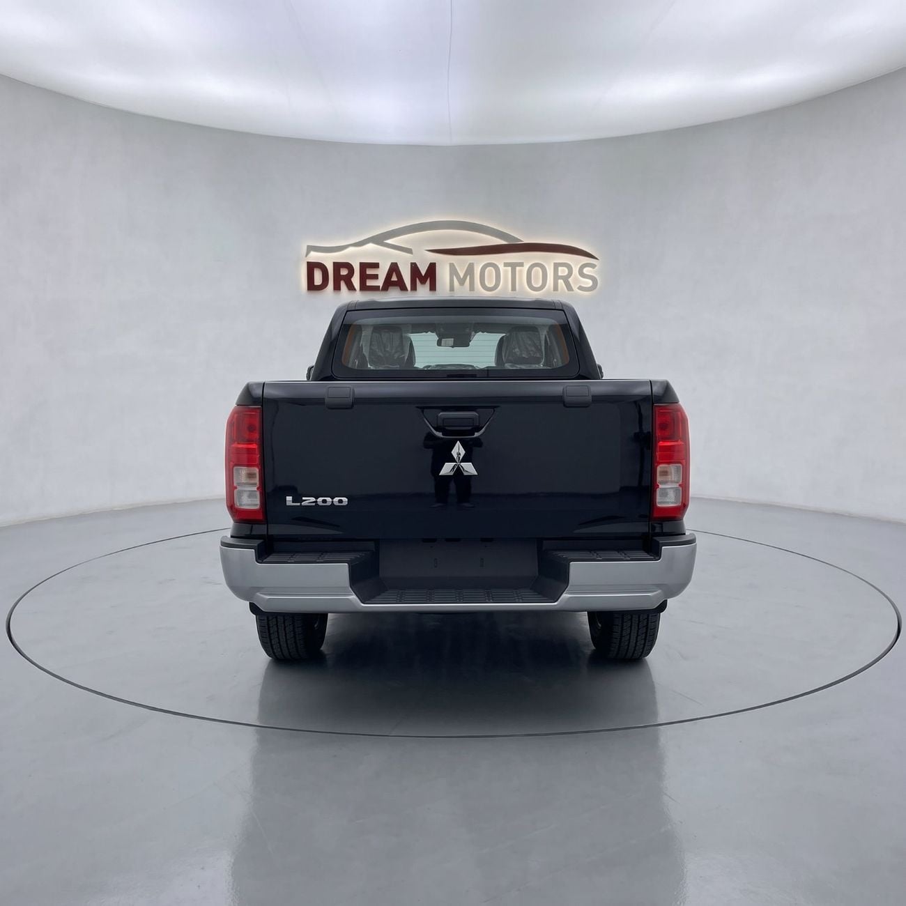 ميتسوبيشي L200 GL | ميتسوبيشي L200 الخيار الأساسي | 2026 | محرك ديزل توربو 2.4 | ناقل حركة يدوي | جاهزة للتصدير