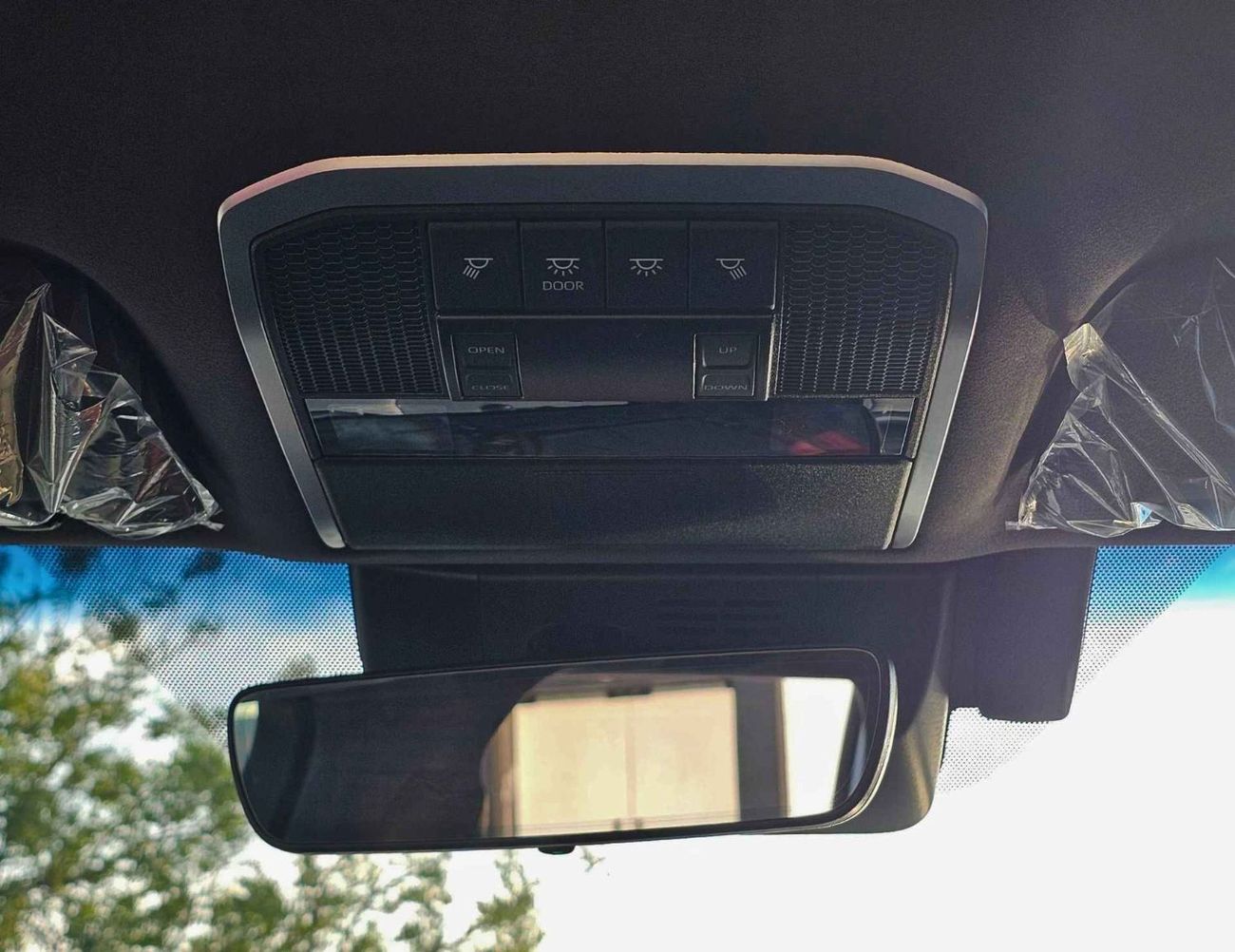 تويوتا لاند كروزر VXR TWIN TURBO / 3.5L PETROL V6 4WD / RADAR / 12.3" DVD+JBL / HEADUP DISPLAY (CODE#VXR31H)