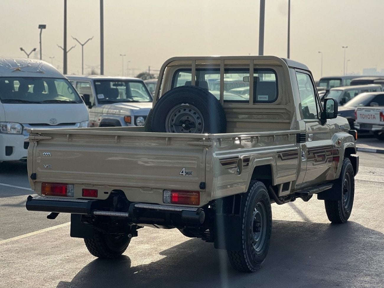 تويوتا لاند كروزر بيك آب Single Cab Std 4.0L TOYOTA LAND CRUISER 2025 4.0L Pick-up