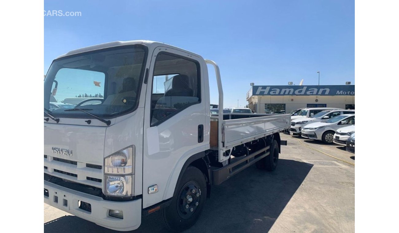 Isuzu NPR 4 ton