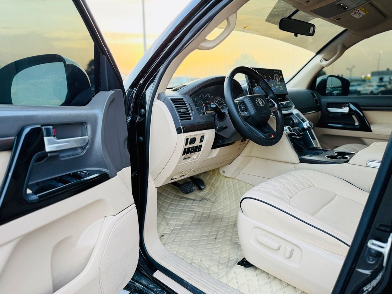 Toyota Land Cruiser GXR+ 4.0L