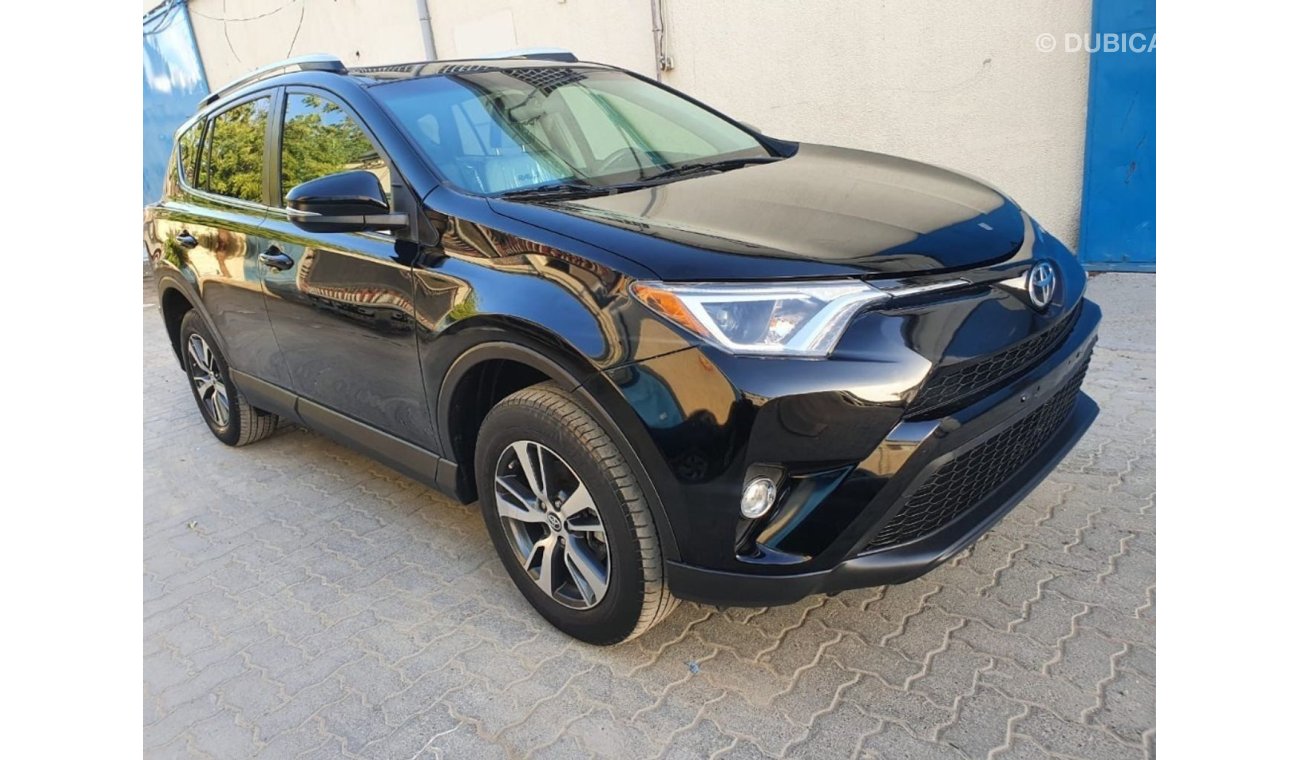 Toyota RAV4 XLE US Specs, very clean