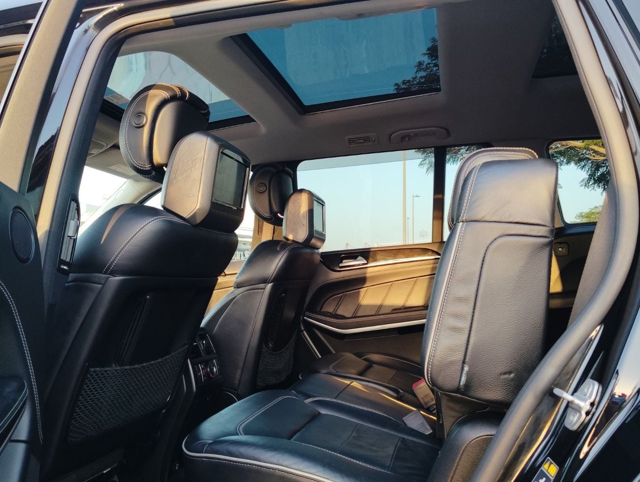 Mercedes Benz GL550 