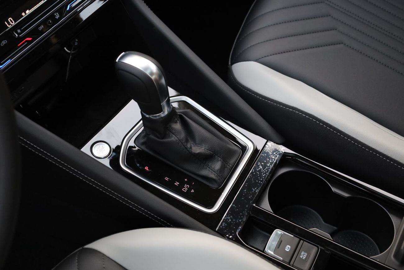 JETTA VS5 JETTA VS5 1.4L 280TSI AT Flagship Highlight only for Export 2025