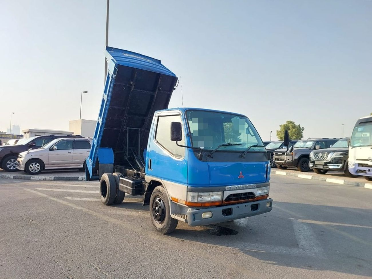 Mitsubishi Fuso Canter MITSUBISHI CANTER DUMPER TRUCK RHD 1997 MODEL 4.2 L DIESEL MANUAL(PM27711)