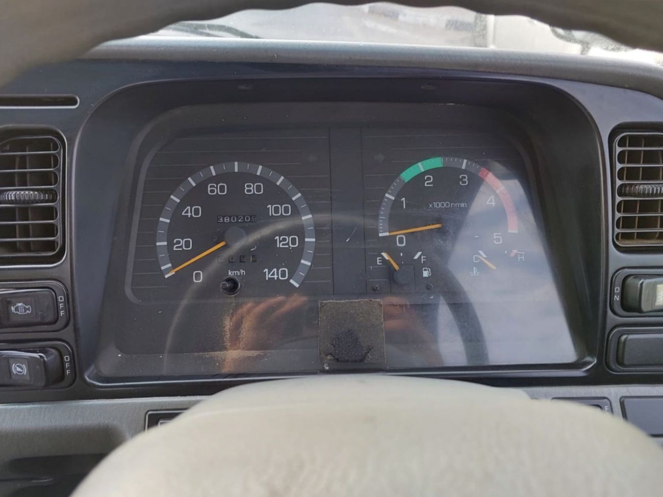 Mitsubishi Fuso Canter MITSUBISHI CANTER TRUCK RIGHT HAND DRIVE(PM30785)