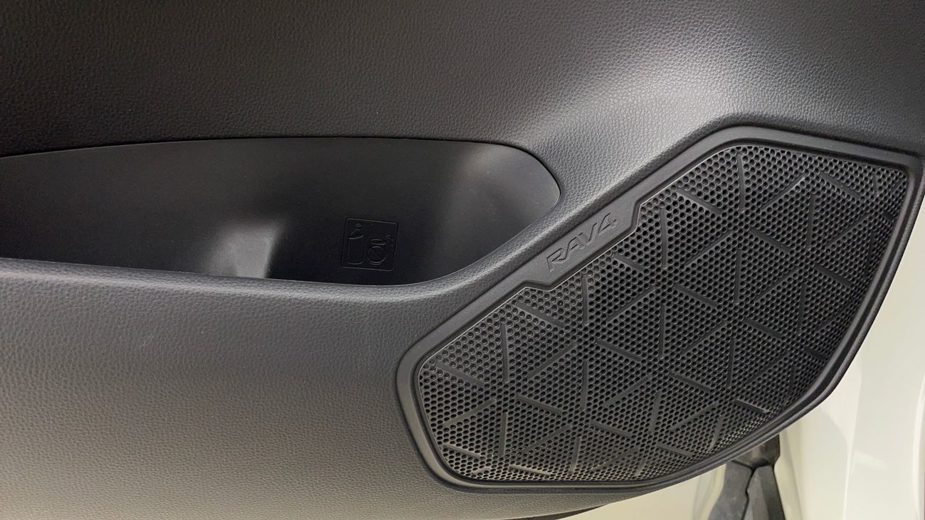 تويوتا راف ٤ EX 2.5 | بدون دفعة مقدمة | اختبار القيادة في المنزل