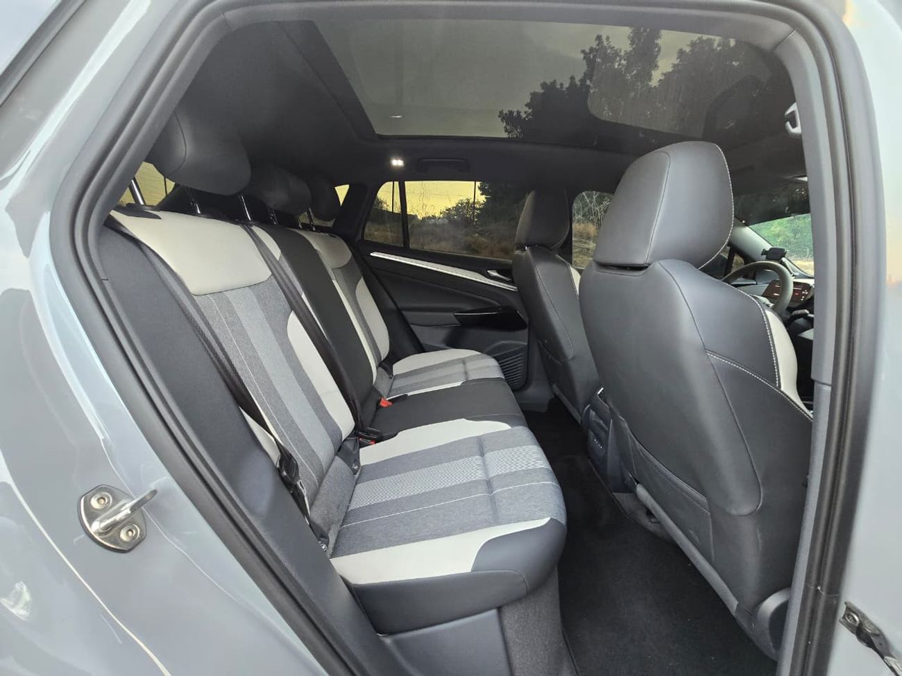 فولكس واجن ID.4 VOLKSWAGEN ID.4 2021 // ACCIDENT FREE // PERFECT CONDITION // LOW MILEAGE