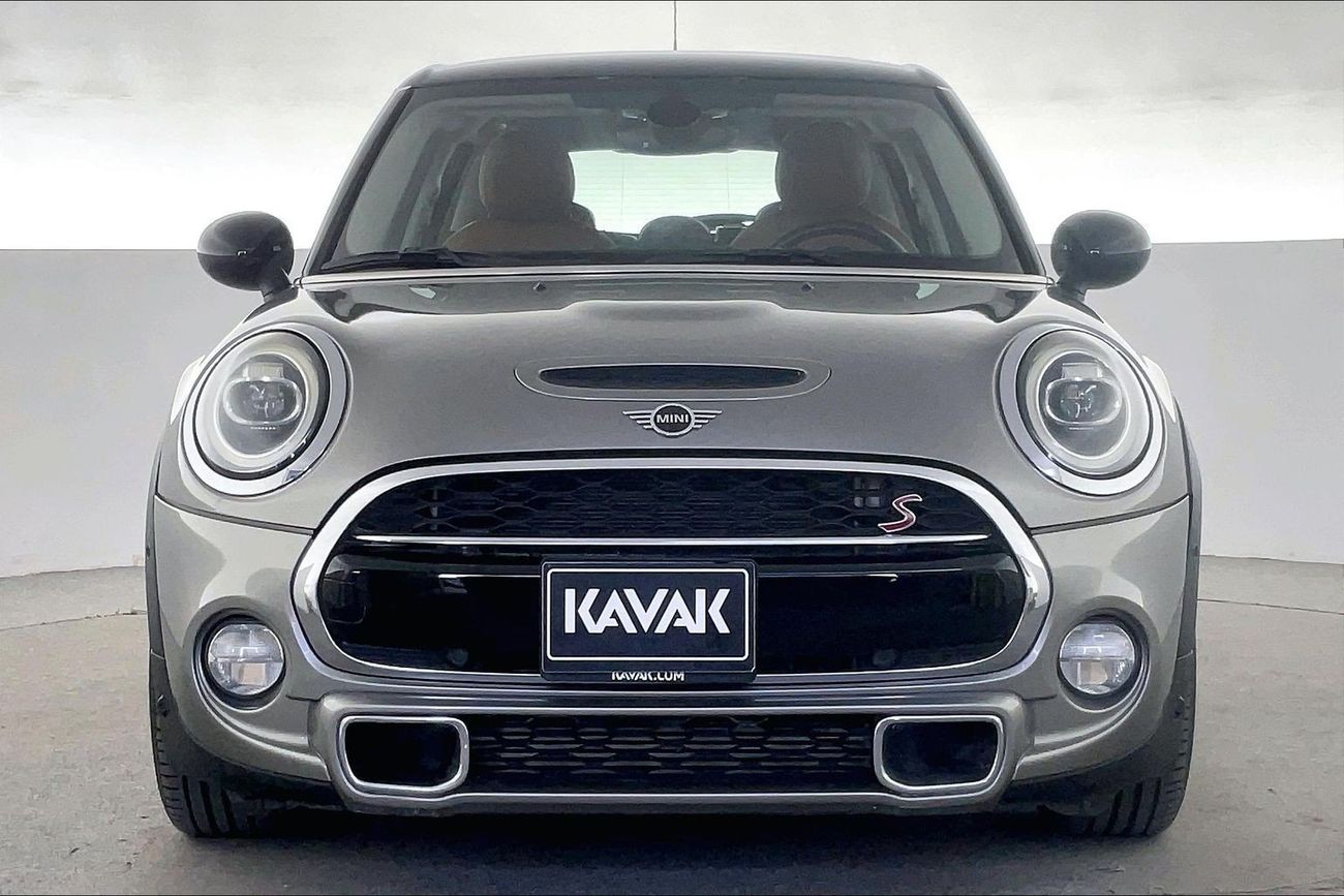 ميني كوبر إس Standard | National Day Celebration | شامل الضمان | 0 ﺪﻔﻋﺓ ﺃﻮﻟﻯ