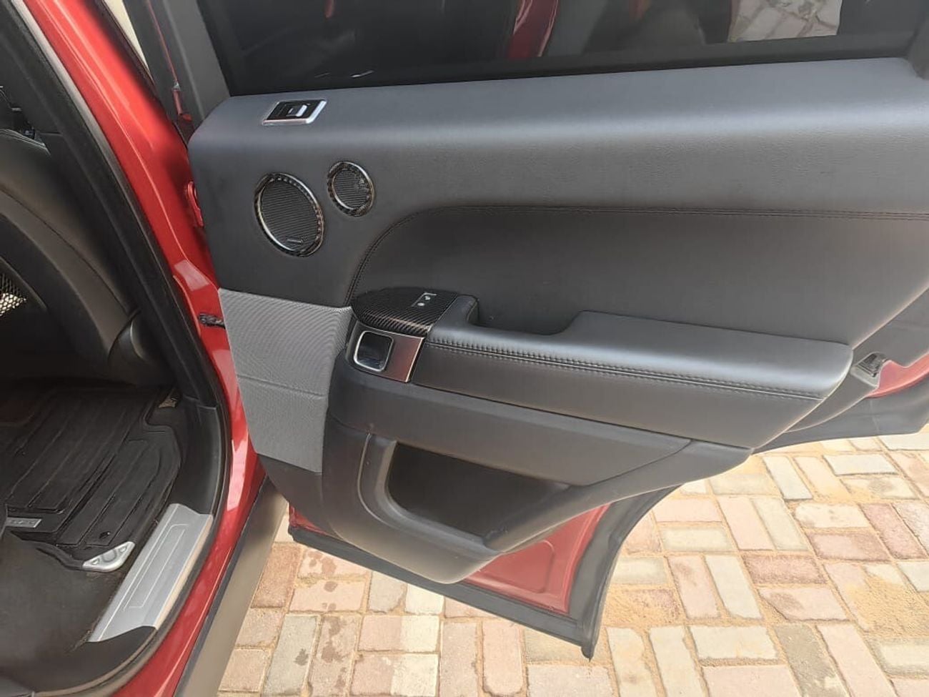 Land Rover Range Rover Sport HSE P360 3.0L
