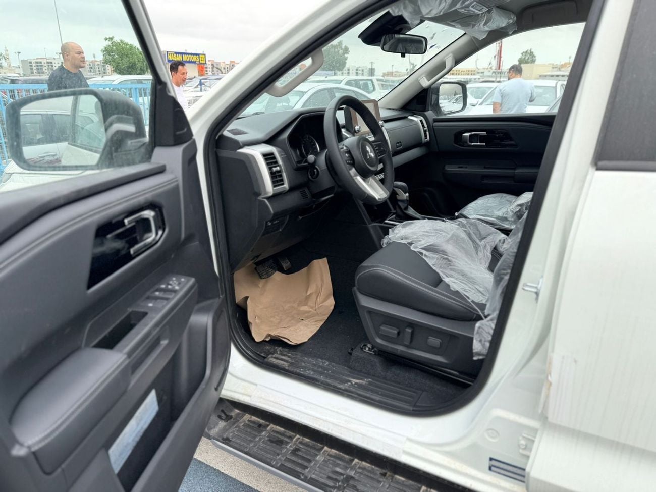 ميتسوبيشي L200 GL SPORTARO AUTAMTIC DESEIL
