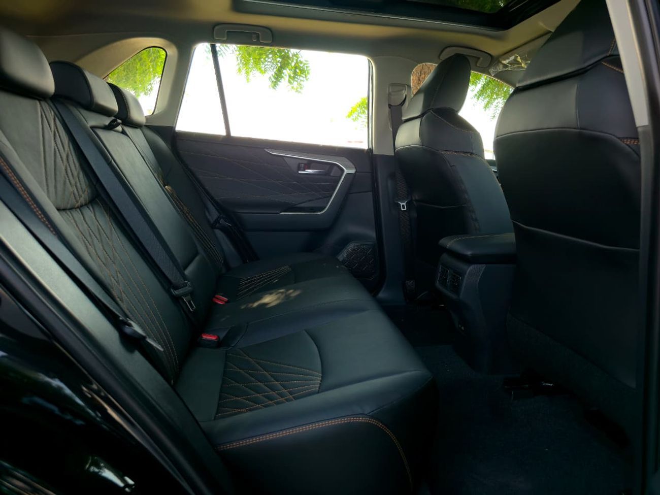 Toyota RAV4 TOYOTA RAV4 PETROL 2.0L - CHINESE SPECS- FULL OPTIONS - 4X2 - 2025 MODEL - WHITE INSIDE BLACK - 