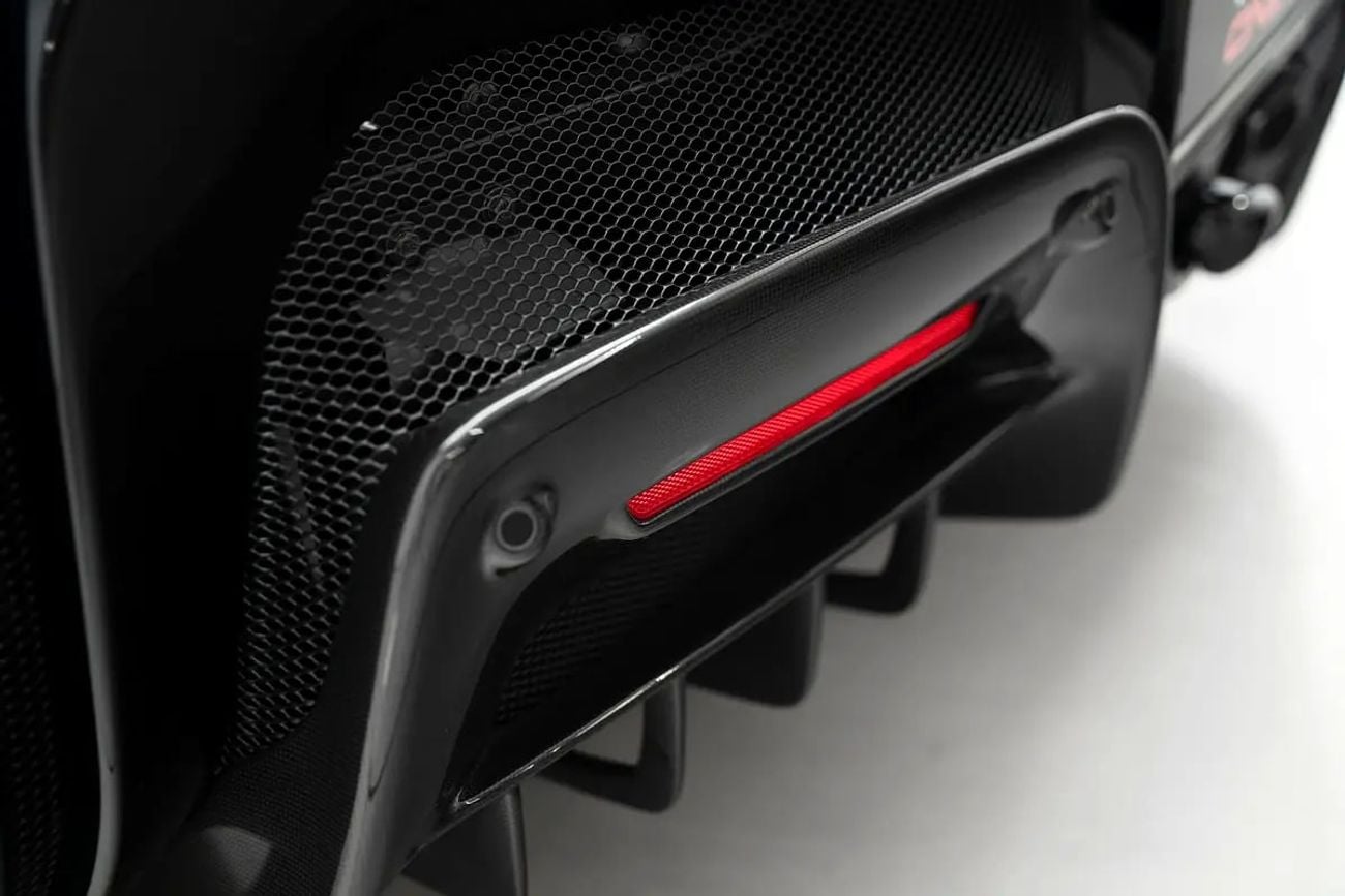 Ferrari SF90 Stradale ASSETTO FURANO WITH SERVICE CONTRACT