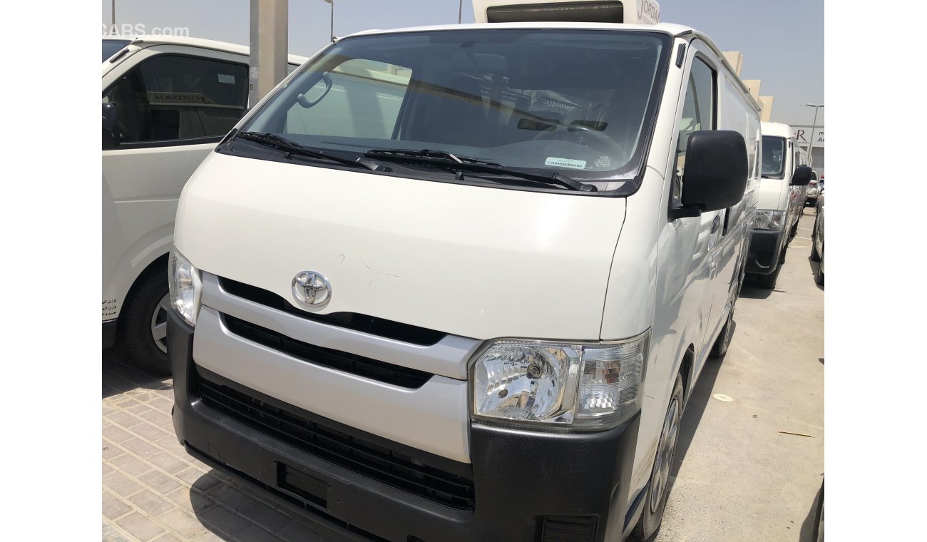 Toyota Hiace Toyota Hiace std roof chiller,2015. Excellent condition
