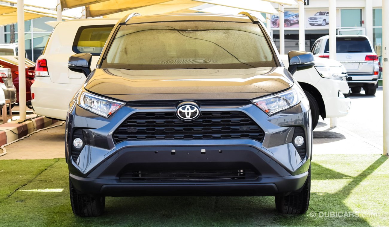 Toyota RAV4 XLE AWD