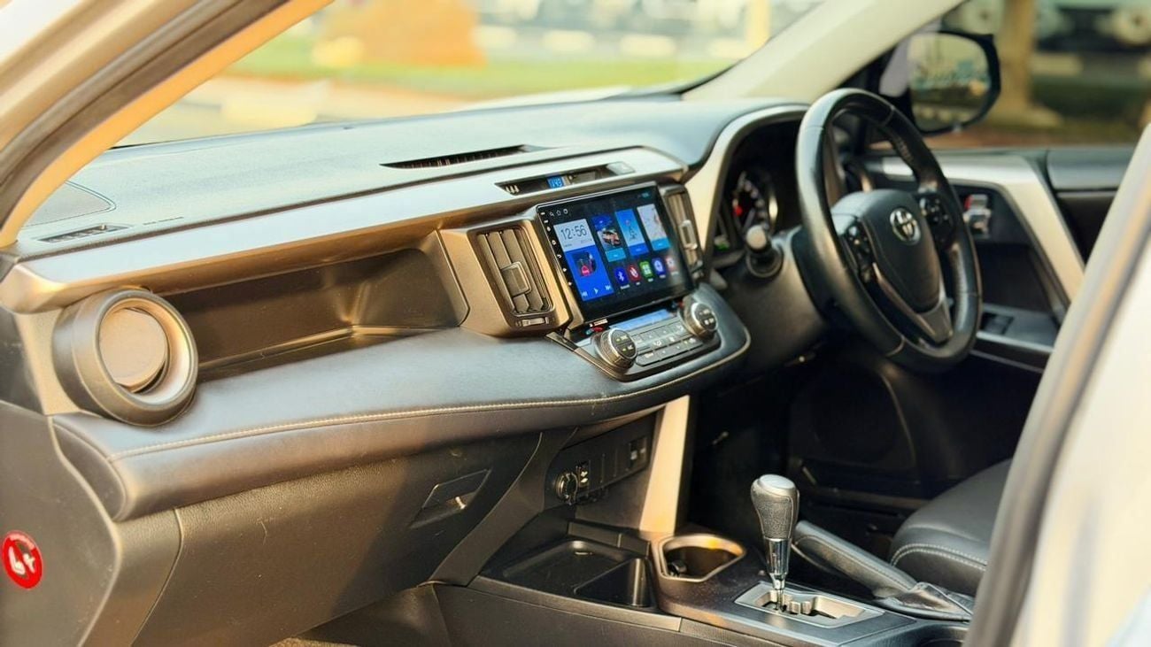 تويوتا راف ٤ -