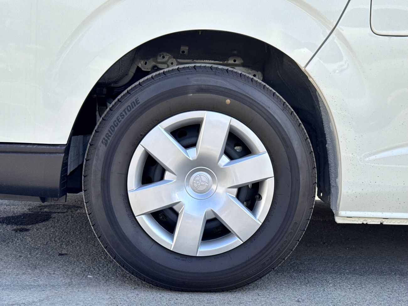 Toyota Hiace RHD 2024 2.8L Diesel AT Brand New 0Km