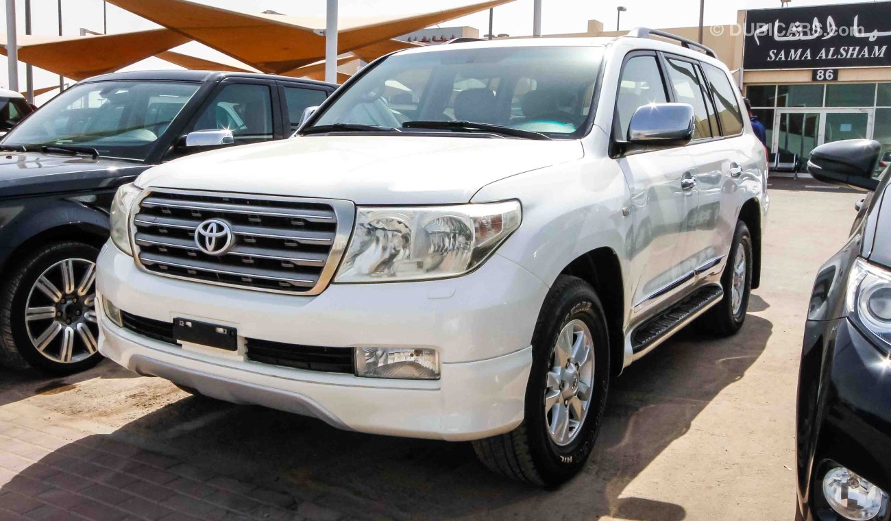 Toyota Land Cruiser VXR V8