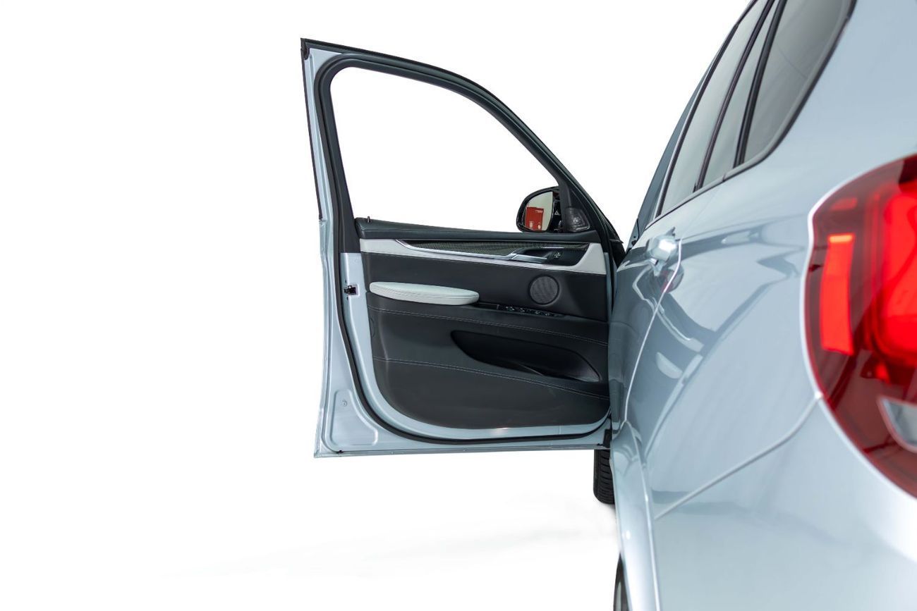 بي أم دبليو X5 M Std 4.4L