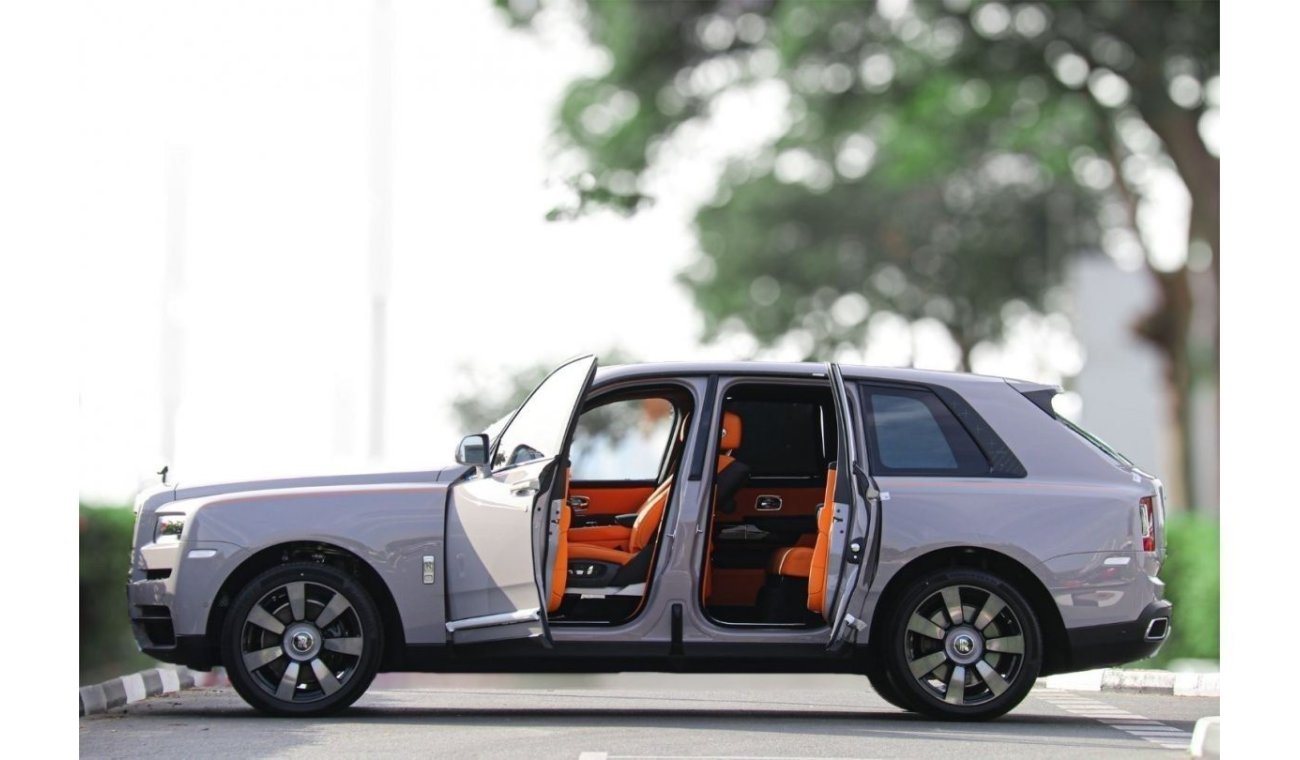 رولز رويس كولينان 2023 ROLLS ROYCE CULLINAN | STANDARD | Tempest Grey- Tempest Grey | Effortless, Everywhere