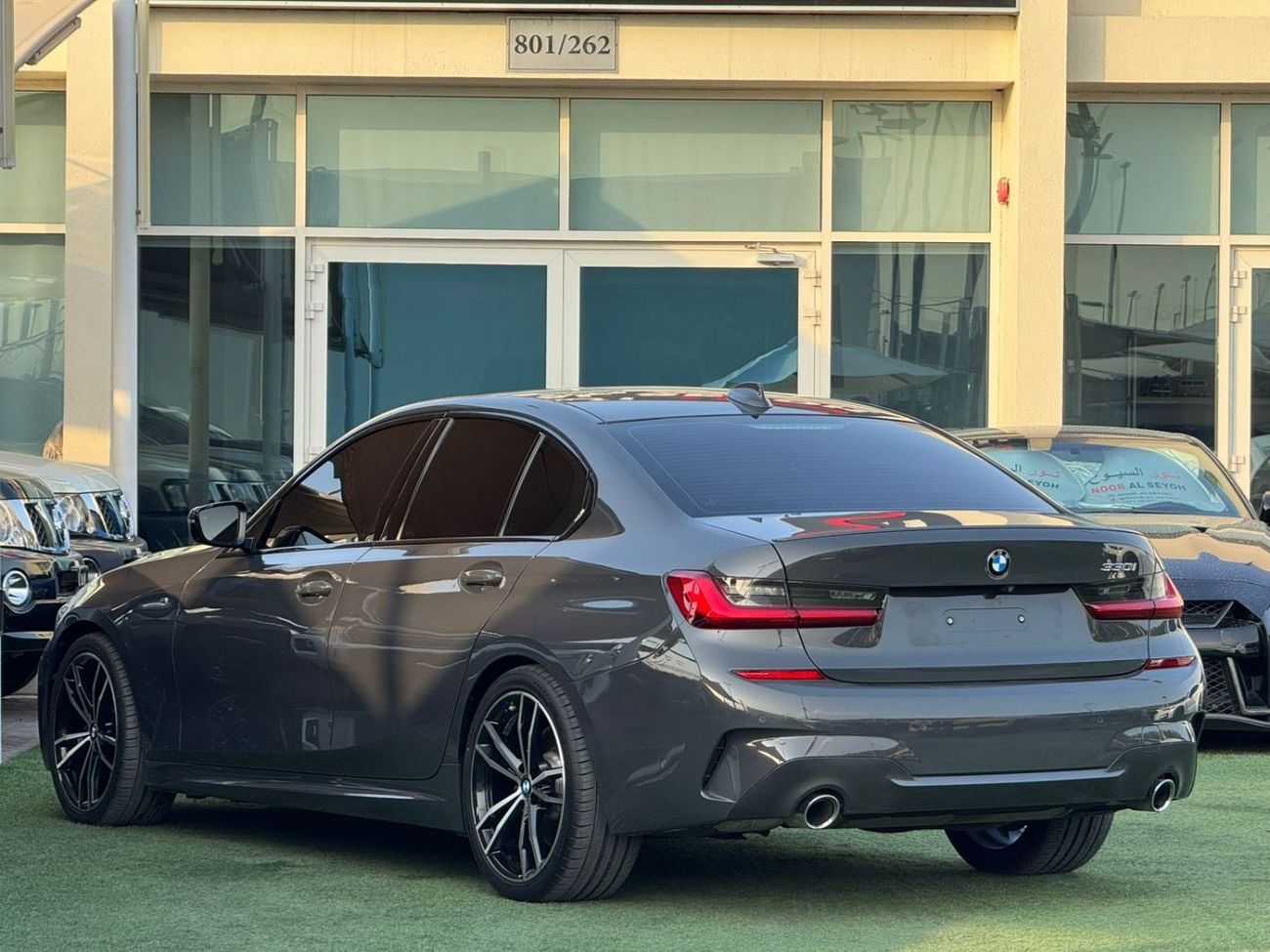 بي أم دبليو 330i Std بي ام دبليو 330i خليجي 2019 فل ابشن بحاله ممتازه بدون حوادث