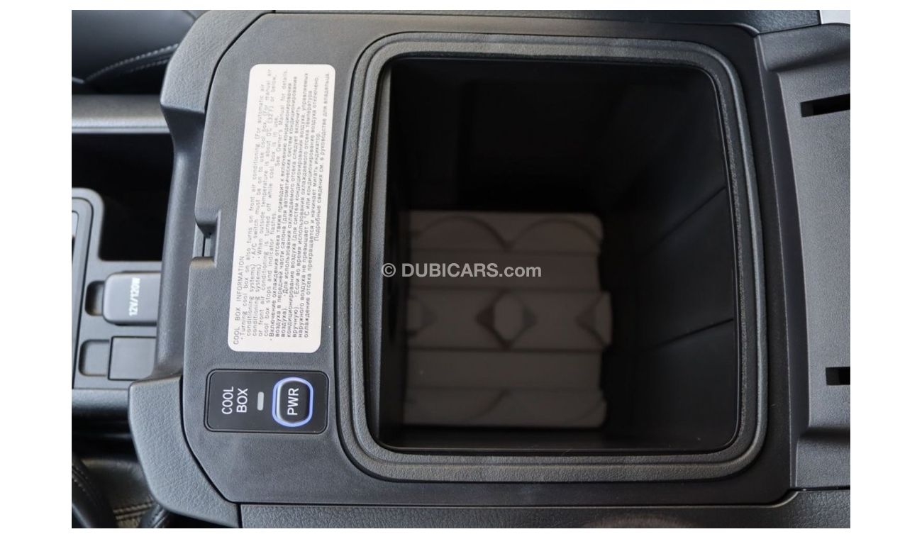 Toyota Prado 2023 TOYOTA PRADO VX 4.0 V6 - BLACK INTERIOR*التصدير فقط خارج الخليج*