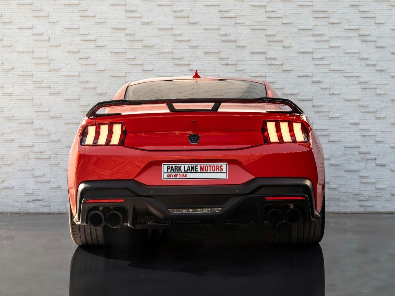 فورد موستانج DARK HORSE 5.0 (500HP) A/T