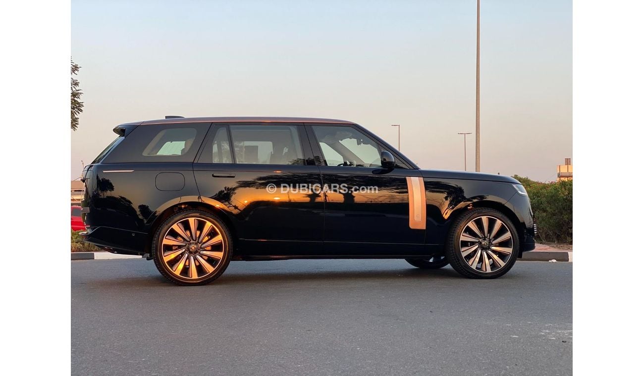 لاند روفر رينج روفر GCC SPEC UNDER WARRANTY AND SERVICE CONTRACT