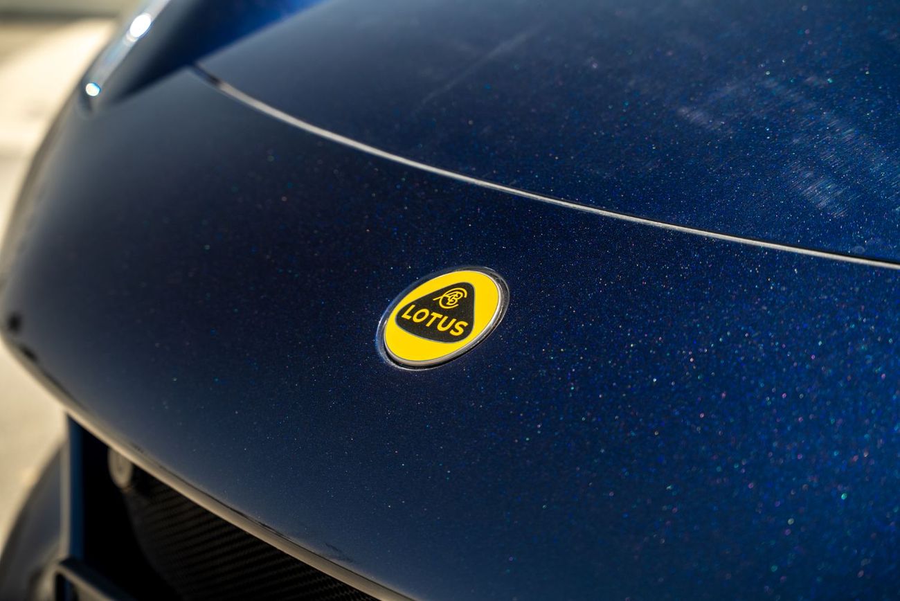 لوتس أميرة First Edition 2.0L Turbo 4 Cylinders GCC Very Low Mileage