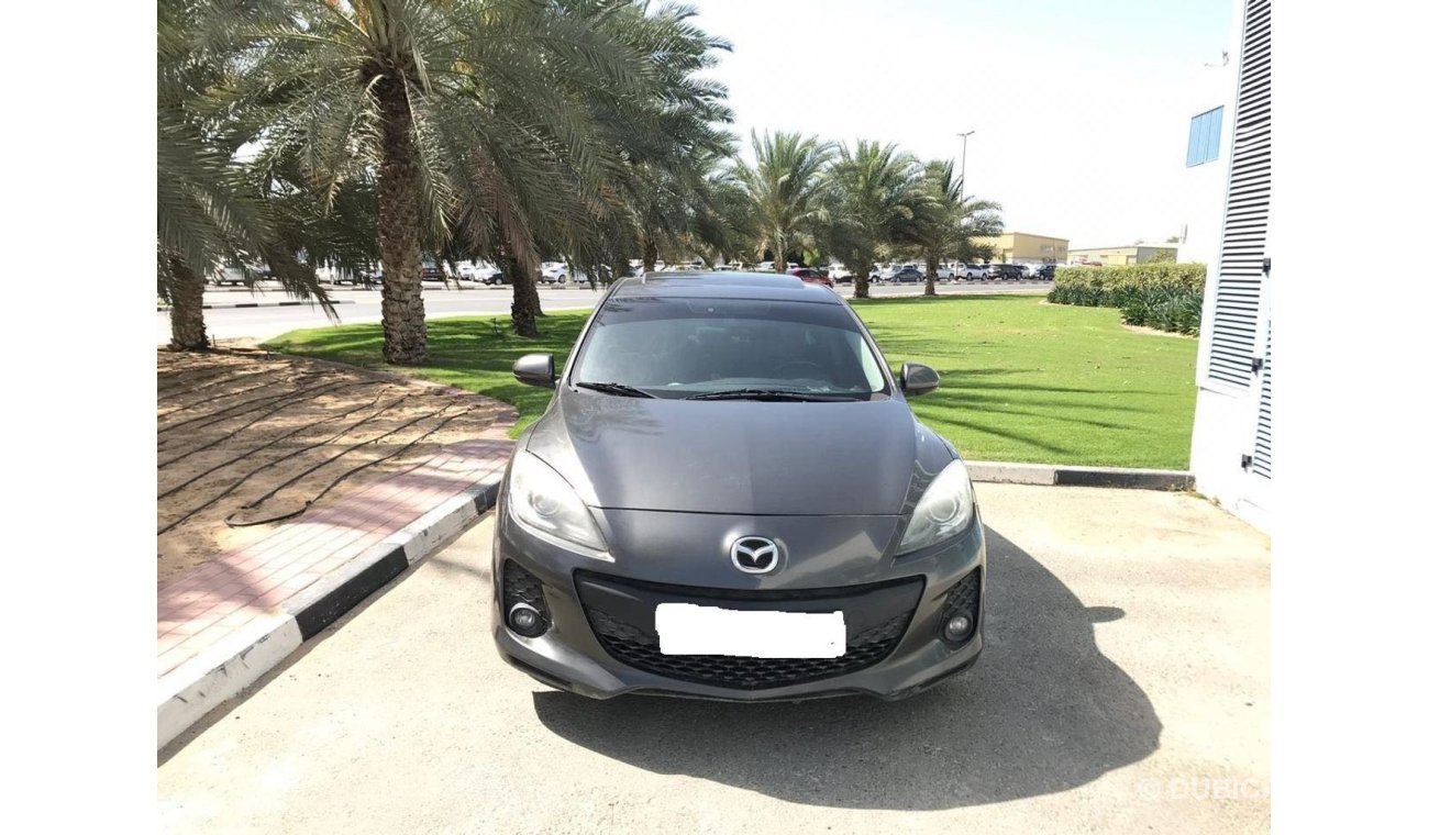 Mazda 3 2014 GCC////////full opticin Good condition Car financ on bankm/////////SPECIAL OFFER///////