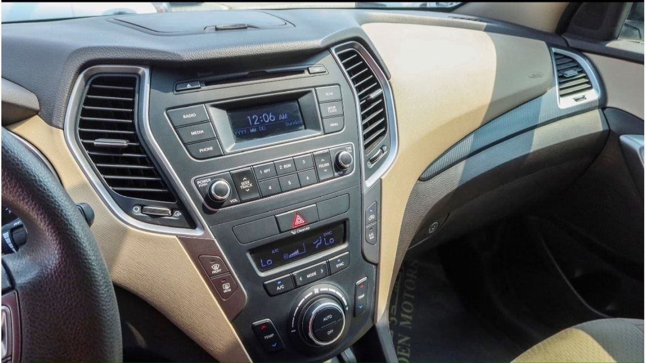 Hyundai Santa Fe GL خاليه من الحوادث